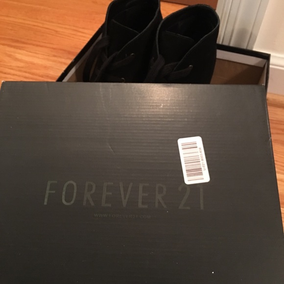 Booties - Picture 5 of 5